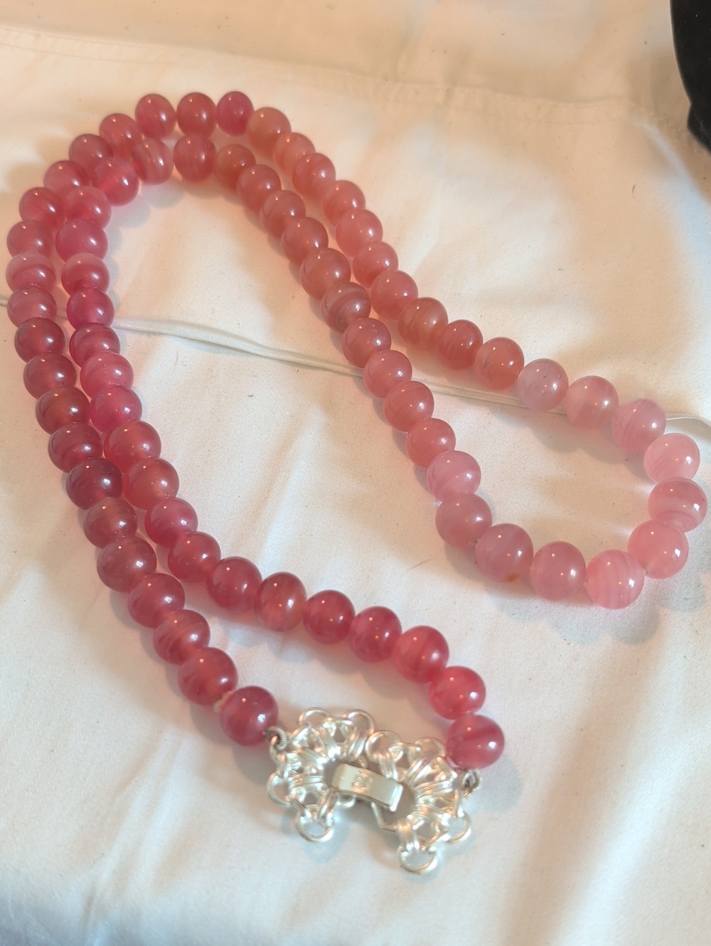 Vintage Liz Claiborne Strawberry Quartz Stone Necklace